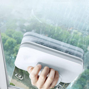 Magnetic window cleaner