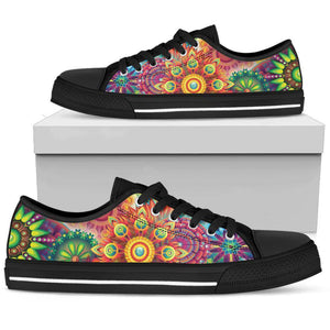 Abstract Bright Floral - Low Top Canvas Shoes